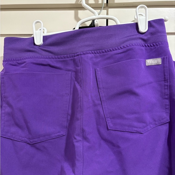 FIGS Zamora Technical Collection Women’s Jogger Scrub Pant - Picture 4 of 14